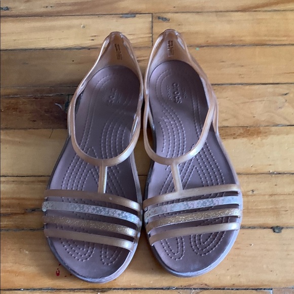 CROCS Tan Sandals Comfortable Summer Footwear - Picture 1 of 3